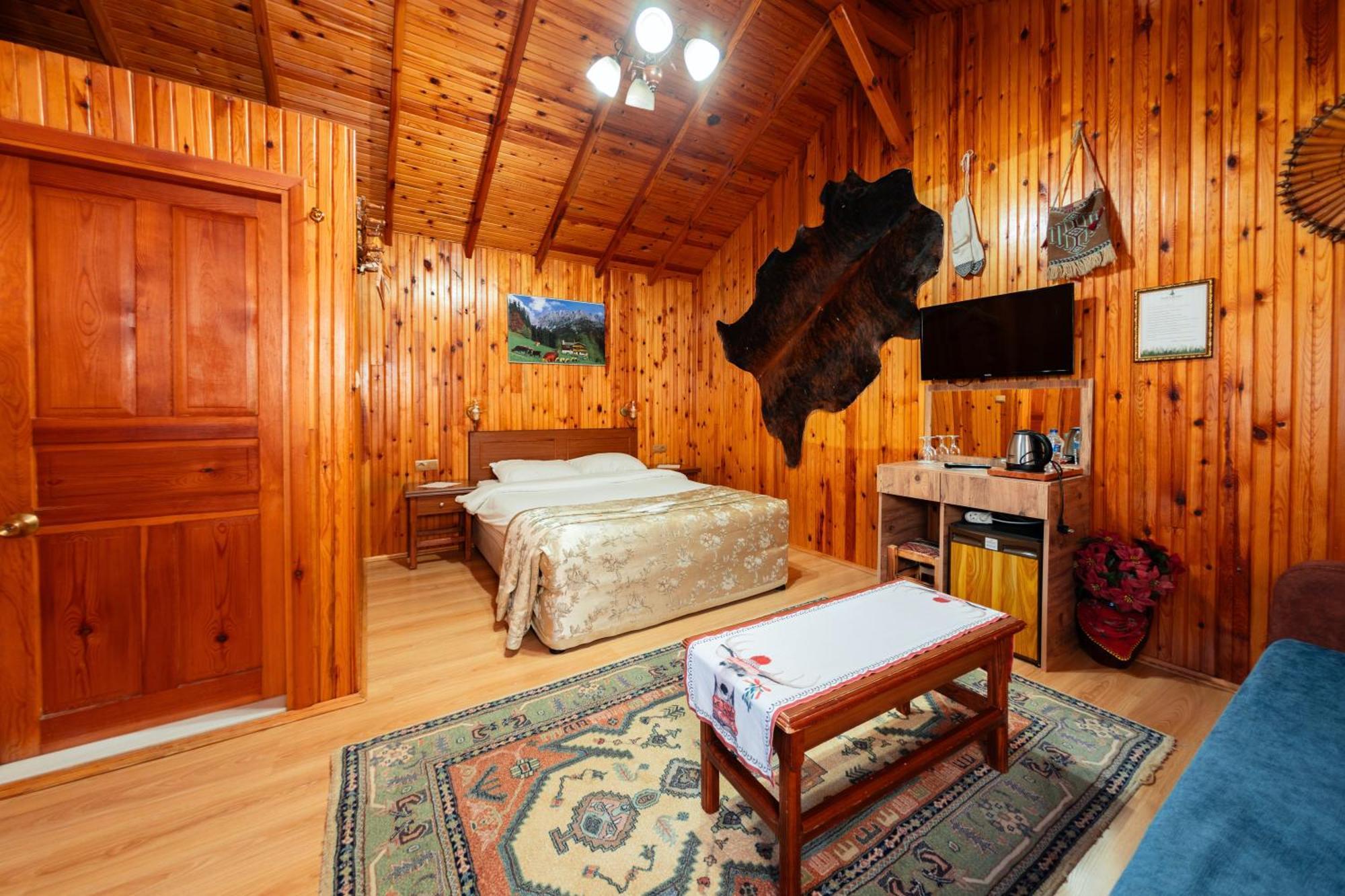 ボル Abant Doga Koeskue Bed & Breakfast エクステリア 写真